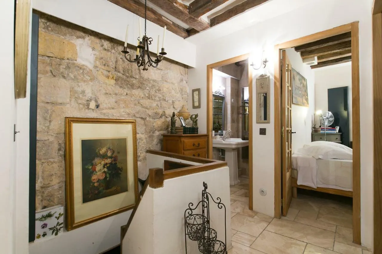 Aparthotel Notre Dame Romantique *